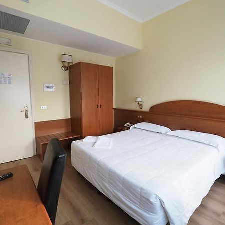 Hotel Laura Ρώμη Εξωτερικό φωτογραφία