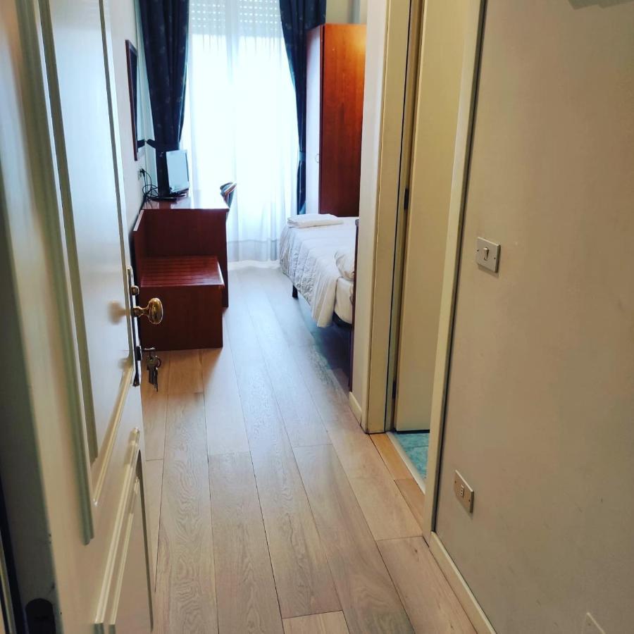 Hotel Laura Ρώμη Εξωτερικό φωτογραφία