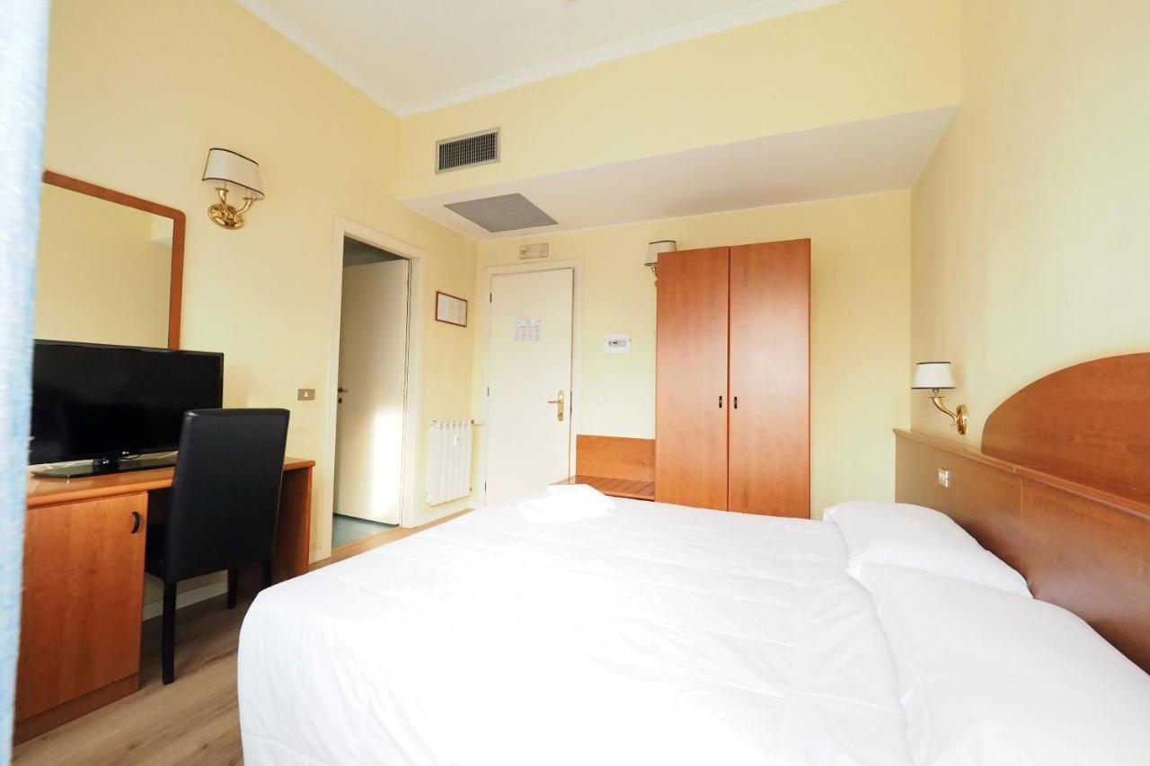 Hotel Laura Ρώμη Εξωτερικό φωτογραφία