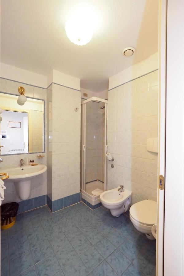 Hotel Laura Ρώμη Εξωτερικό φωτογραφία