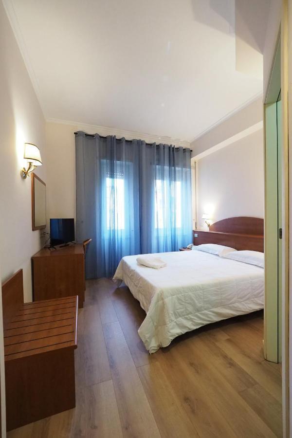 Hotel Laura Ρώμη Εξωτερικό φωτογραφία